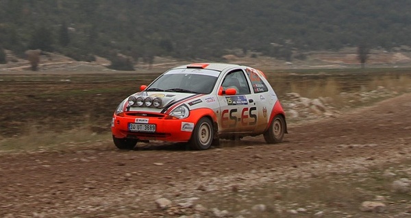 Hakan_Ucucu_Hitit Rallisi_Ford Ka Rally Car_Tosfed_Türkiye Otomobil Sporları Federasyonu_otomobiltutkunu