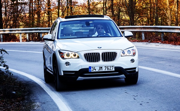 BMW X1 Test_BMW X1 Photo_BMW X1 Pictures_Borusan Otomotiv BMW Yetkili Satıcısı_Otomobiltutkunu_OFFROAD_BMW X1 Testfahrt_BMW X1 Technischen_BMW X1 sDrive16i