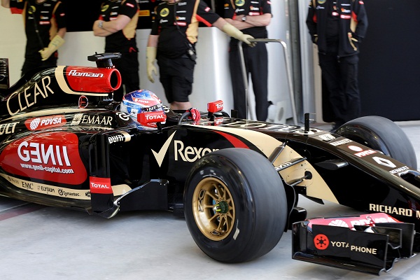 Pirelli_Grosjean_Bahreyn Grand Prix_Pirelli Otomobiltutkunu