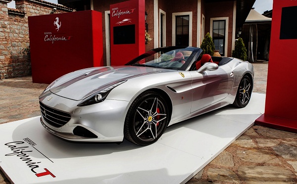Ferrari California T_Tofas_FerMas_Otomobiltutkunu