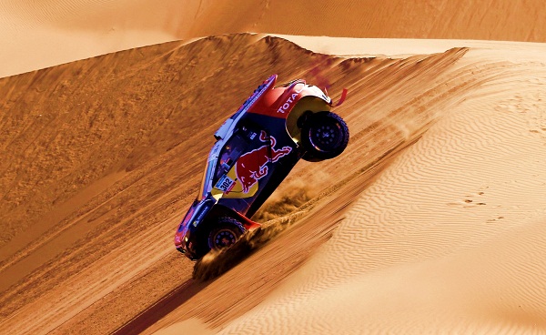 Dakar-Rally_Peugeot-Sport_Red-Bull_Total_Otomobiltutkunu 302 PETERHANSEL Stephane (Fra) COTTRET Jean paul (Fra) Peugeot action during the Dakar 2015 Argentina Bolivia Chile, Stage 4 / Etape 4 -  Chilecito to Copiapo on January 7th 2015 at Chilecito, Argentina. Photo Frederic Le Floch / DPPI