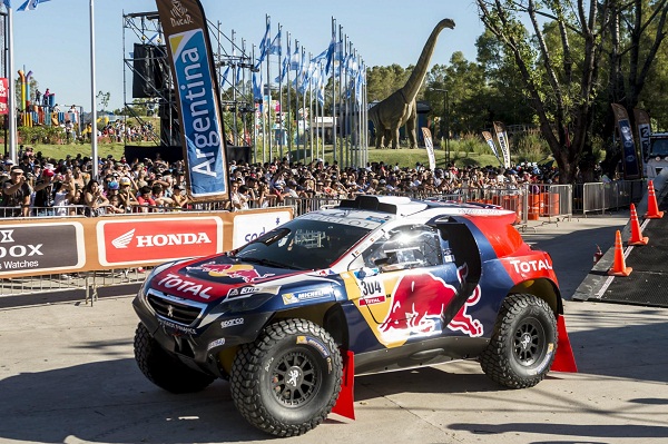 Dakar_Peugeot Sport_Red Bull_Total_Otomobiltutkunu_2015