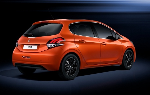 Peugeot_208_Orange Power_Otomobiltutkunu
