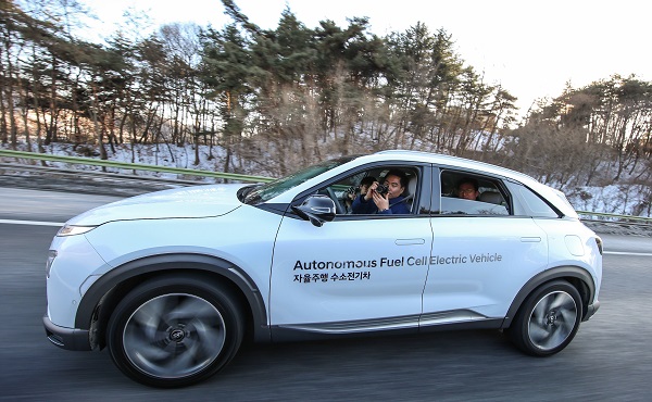 Hyundai NEXO Autonomous Fuel Cell Electric Vehicle