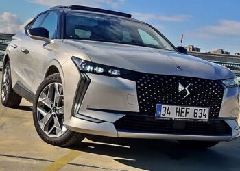 DS 4 Esprit de Voyage Test