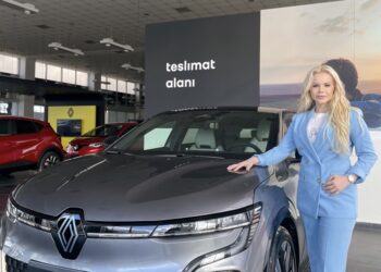 Elektrikli Otomobiller Mutlaka Yetkili Servislere Götürülmeli