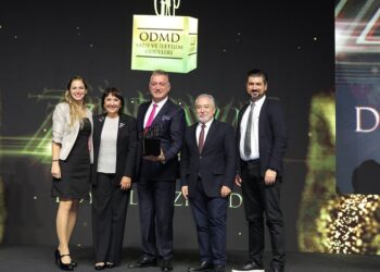 Yılın Jüri Özel Ödülü Mercedes-Benz’in