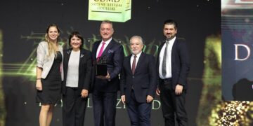 Yılın Jüri Özel Ödülü Mercedes-Benz’in