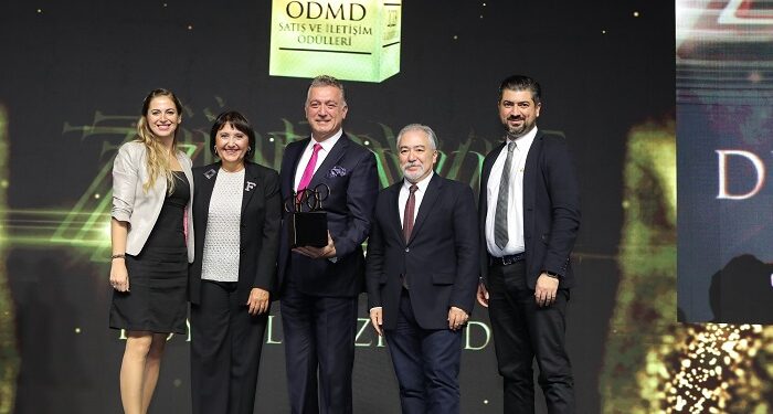 Yılın Jüri Özel Ödülü Mercedes-Benz’in