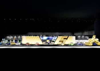 2024 CENEVRE ULUSLARARASI OTOMOBİL FUARI’NDA DÜNYA LANSMANI: RENAULT 5 E-TECH %100 ELEKTRİKLİ