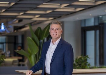 Mercedes-Benz Elektrikli Dönüşüm ve Müşteri Deneyimi Odağıyla Liderliğini Sürdürüyor