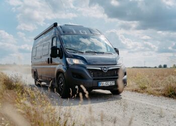 Tek Araç, Çoklu Versiyonlar: Crosscamp Camper Van olarak Opel Movano