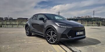 İkinci Nesil Toyota C-HR Test