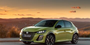 YENİ PEUGEOT 208 GÖZ ALICI TASARIMIYLA TÜRKİYE’DE!