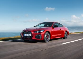 Yeni BMW 4 Serisi Coupé ve Cabrio Satışa Sunuldu