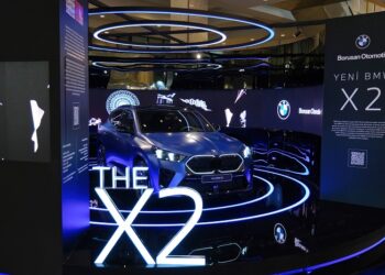 Yeni BMW X2 CI Bloom’da Sanatseverlerle Buluşuyor