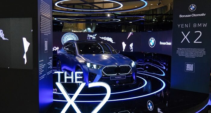 Yeni BMW X2 CI Bloom’da Sanatseverlerle Buluşuyor