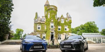 Lexus’un Tam Elektrikli SUV’u UX300e Türkiye’de Satışa Sunuldu