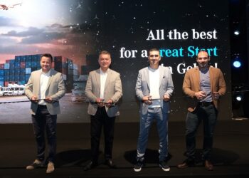 Mercedes-Benz’in 210 milyon TL’lik yatırım yaptığı yeni Parça Lojistik Merkezi açıldı