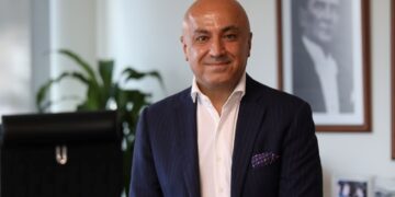 Otokoç Otomotiv’den Bir İlk: Arazi Tipi GES Yatırımı İle Geleceğin Enerjisini Üretiyor