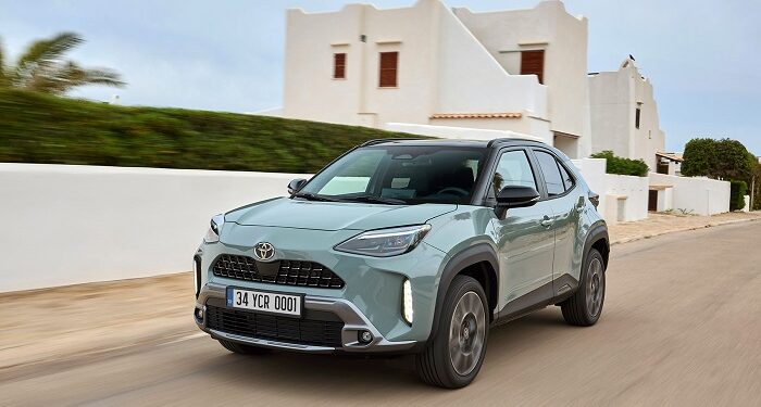 Toyota Şehrin İkonları Yeni Yaris Hybrid ve Yaris Cross Hybrid’i Satışa Sundu