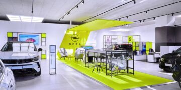 Opel, Yeni Showroom Konsepti ile Müşteri Deneyimini Farklı Bir Boyuta Taşıyor!