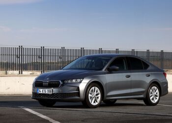 Škoda’nın Yenilenen Octavia Sedan ve Combi Modelleri Satışa Sunuldu