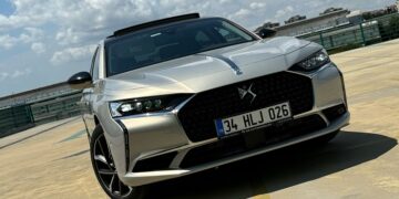 DS 9 OPERA E-TENSE 250 Test