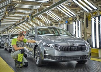 Škoda, Popüler Modeli Octavia’nın Üretimini Kvasiny Fabrikasında da Başlattı