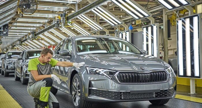 Škoda, Popüler Modeli Octavia’nın Üretimini Kvasiny Fabrikasında da Başlattı