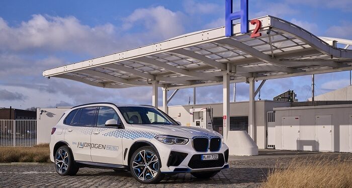 BMW’nin İlk Seri Üretim Hidrojen Yakıt Hücreli Modeli 2028’de Yola Çıkacak