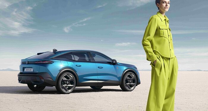 PEUGEOT, E-408’in dünya lansmanını Paris otomobil fuarında gerçekleştirecek