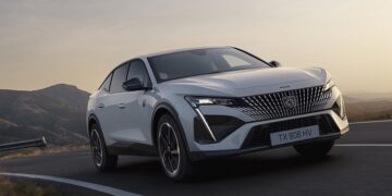 Peugeot’dan yeni E-408’ atağı