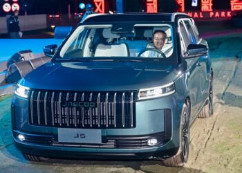 Gençler İçin Tasarlanan Yeni JAECOO 5 Seyahatte Yeni Bir Çağ Başlatıyor!