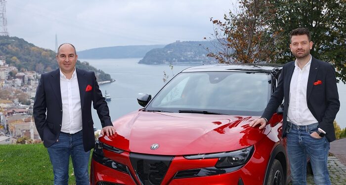 Alfa Romeo Junior Türkiye Yollarında