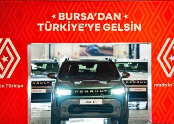 Bursa’dan Gururla Tüm Türkiye’ye Gelsin: Yeni Renault Duster’ın Üretimi Bursa’da Başladı