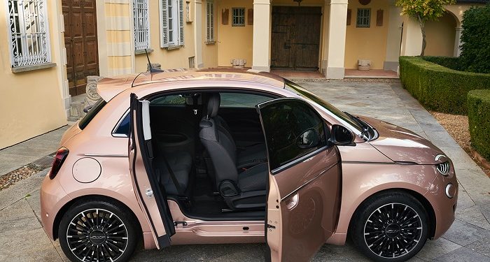 FIAT’tan Elektrikli Araç Sahiplerine Özel Yepyeni Bir Hizmet “e-Plus”