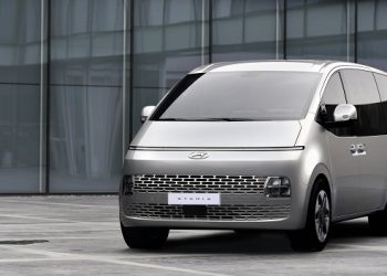 Hyundai’den Yeni Bir MPV Hamlesi: 225 Beygirlik STARIA Hibrit