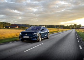 Volkswagen’in premium elektrikli sedanı ID.7 satışa sunuldu