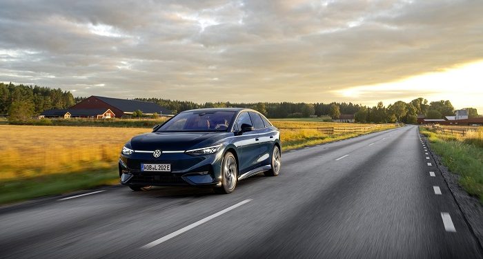 Volkswagen’in premium elektrikli sedanı ID.7 satışa sunuldu