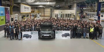 Oyak Renault 8 Milyonuncu Araç Üretimini Kutladı