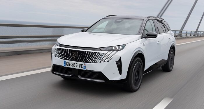 Peugeot 2025 Yılında Performans Modunu Açıyor!
