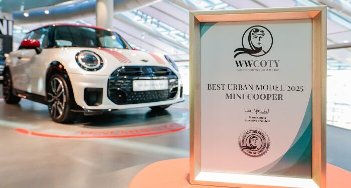 MINI Cooper, WWCOTY Jürisi Tarafından “En İyi Şehir Otomobili” Seçildi