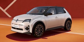 Renault 5 E-Tech Elektrikli’nin “Roland-Garros” özel versiyonunu üretti