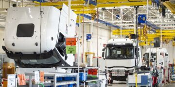 Renault Trucks bir milyonuncu kamyonunu üretti