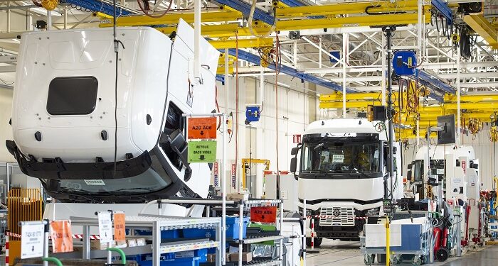 Renault Trucks bir milyonuncu kamyonunu üretti