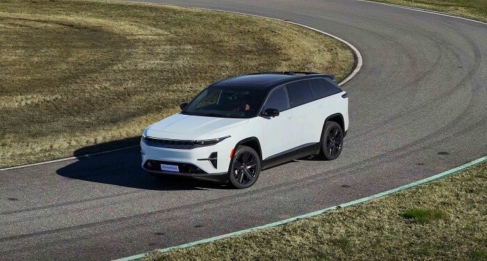 Stellantis “Eller ve Gözler Serbest Yeni Otonom Sürüş Teknolojisi STLA AutoDrive’ı” Dünyaya Tanıttı!