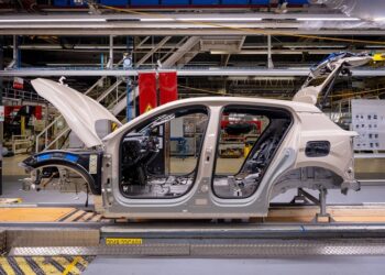 Volvo Cars, EX30 modelinin üretimine Avrupa’da başladı