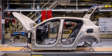 Volvo Cars, EX30 modelinin üretimine Avrupa’da başladı