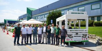 Mercedes-Benz Türk Doğaya ve Geleceğe Yönelik Çalışmalarını #Daimaİleri Taşıyor